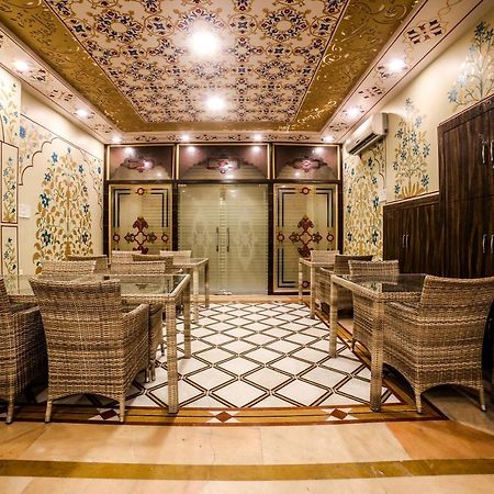 Collection O 36316 Hotel White Palace جايبور المظهر الخارجي الصورة