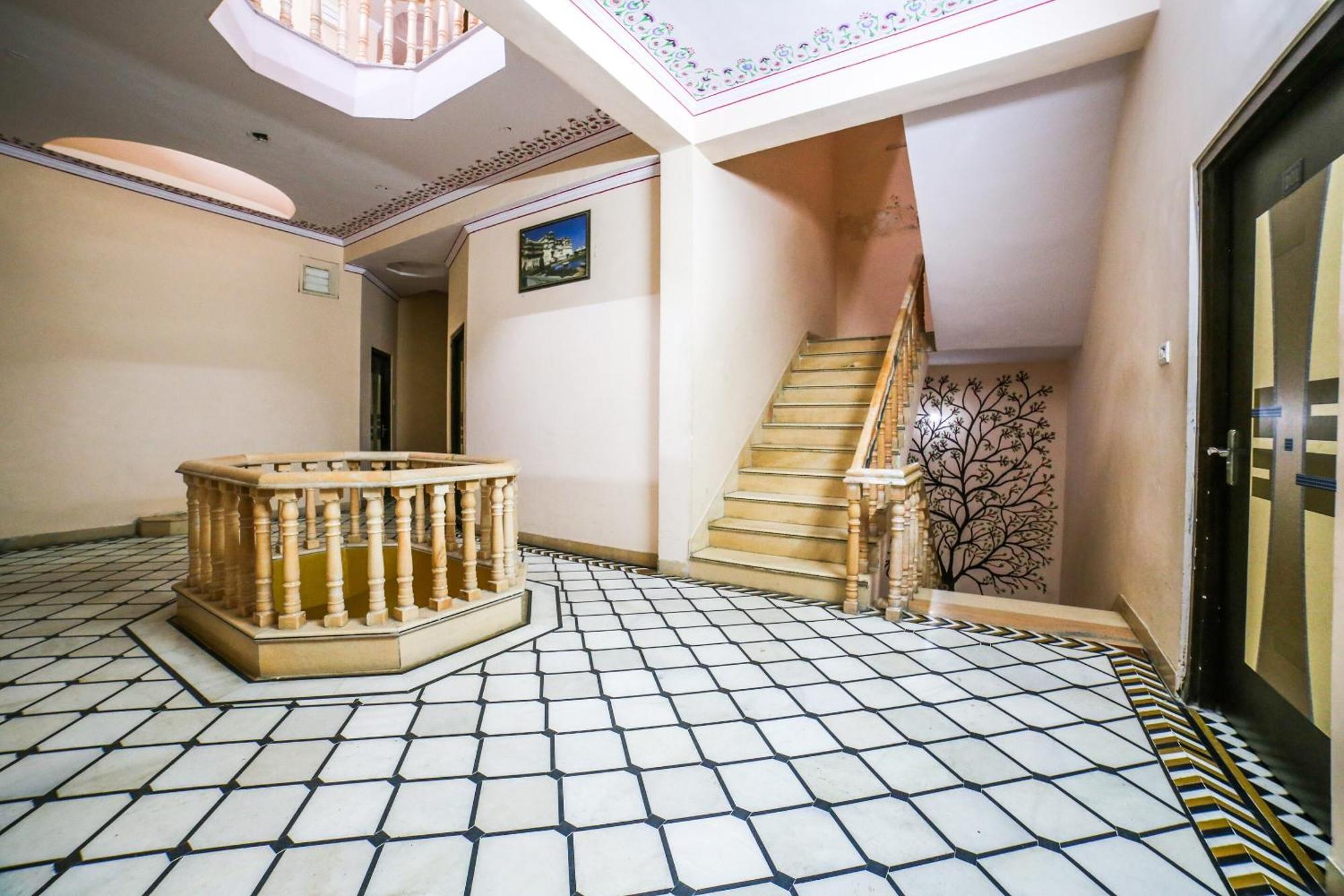 Collection O 36316 Hotel White Palace جايبور المظهر الخارجي الصورة