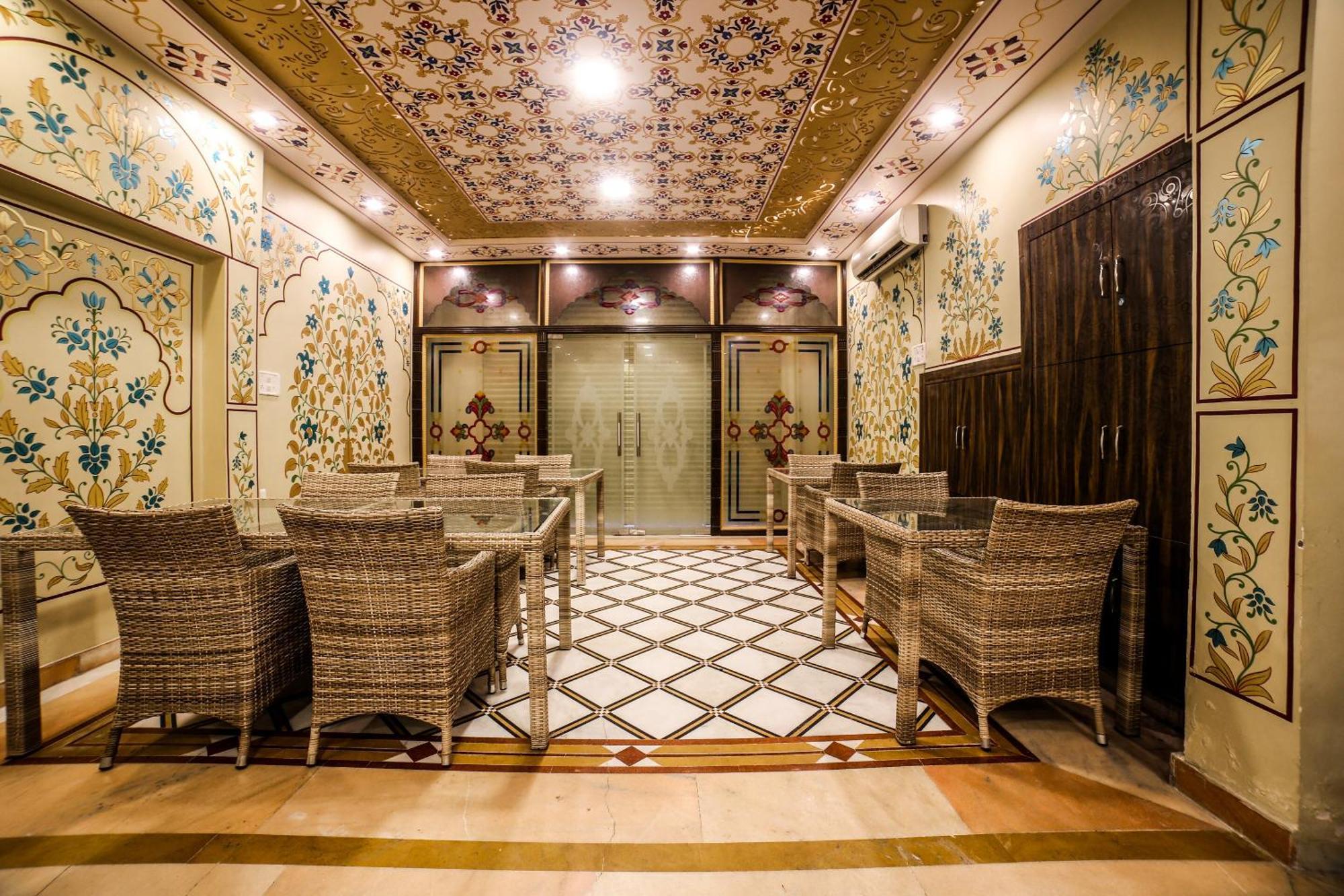 Collection O 36316 Hotel White Palace جايبور المظهر الخارجي الصورة