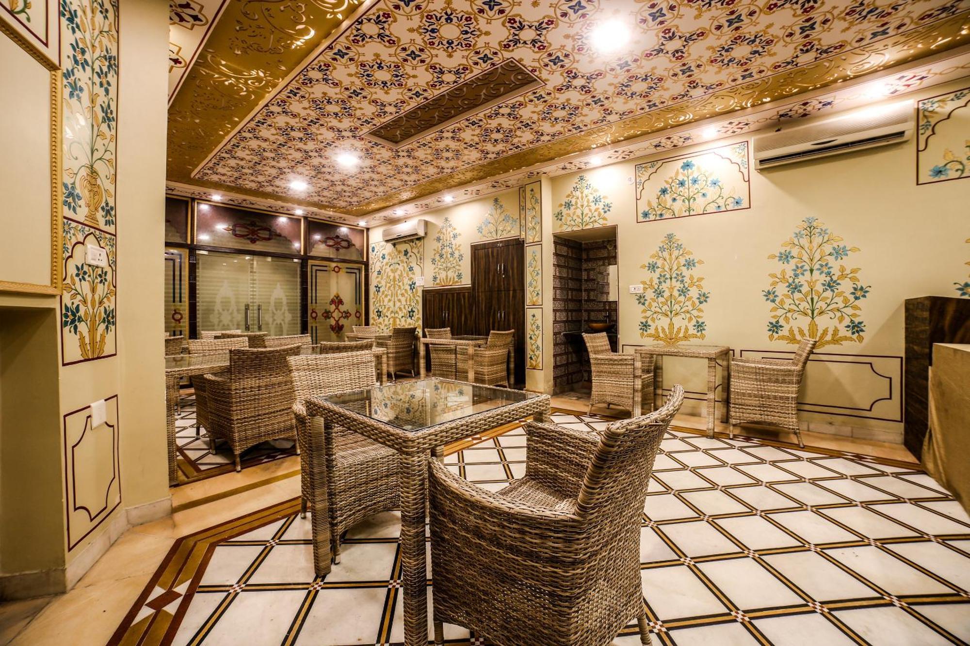 Collection O 36316 Hotel White Palace جايبور المظهر الخارجي الصورة
